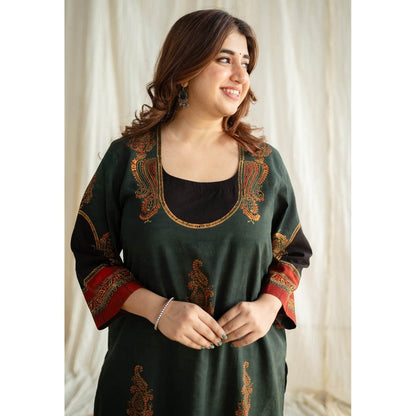 The Indian Ethnic Co. Dark Green Ajrakh Cotton Kurta