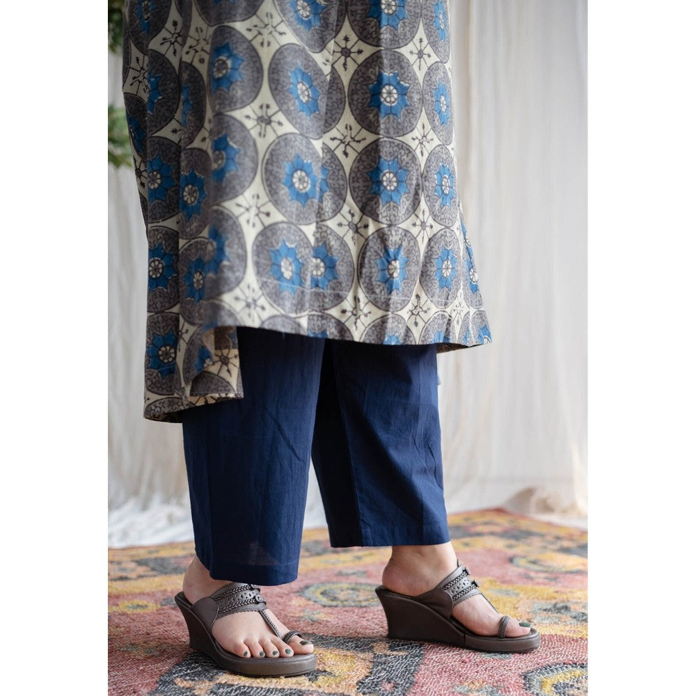 The Indian Ethnic Co. Beige Ajrakh Cotton Kurta