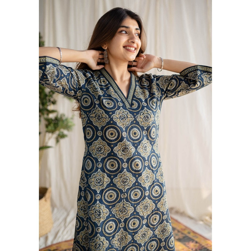 The Indian Ethnic Co. Indigo Ajrakh Cotton Kurta