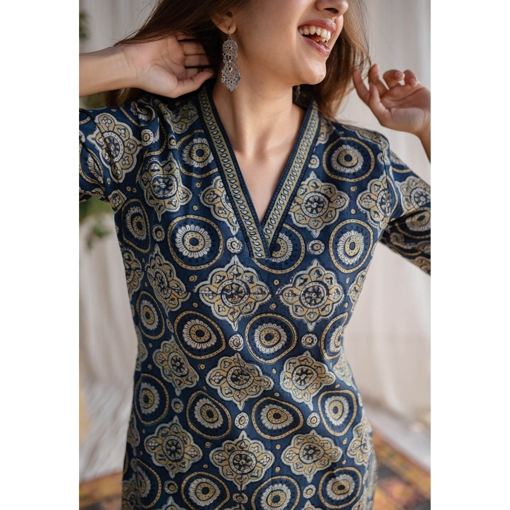 The Indian Ethnic Co. Indigo Ajrakh Cotton Kurta