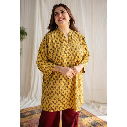 The Indian Ethnic Co. Yellow Ajrakh Cotton Kurta