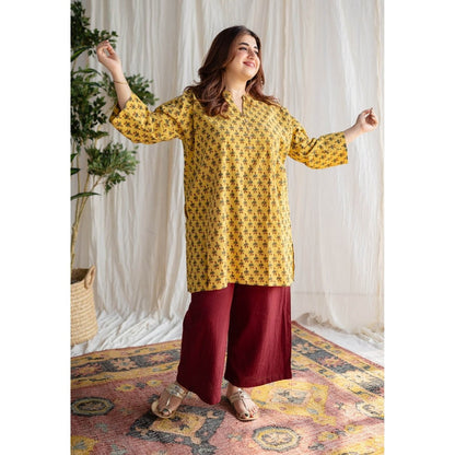 The Indian Ethnic Co. Yellow Ajrakh Cotton Kurta