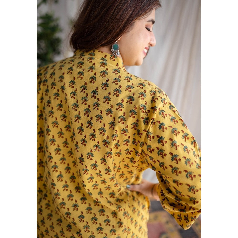 The Indian Ethnic Co. Yellow Ajrakh Cotton Kurta