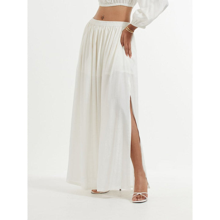 TIC White Marae Skirt