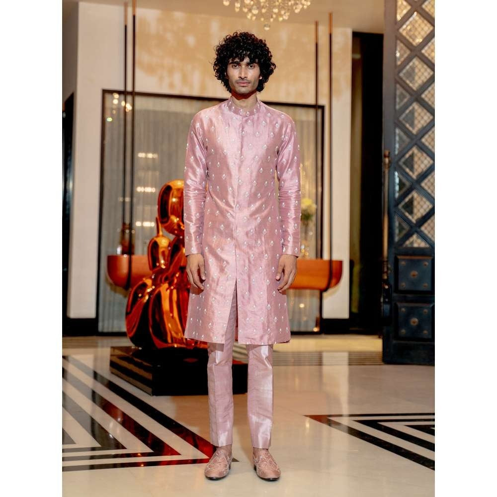 Varun Chakkilam Onion Pink Geometric Kurta with Pant (Set of 2)