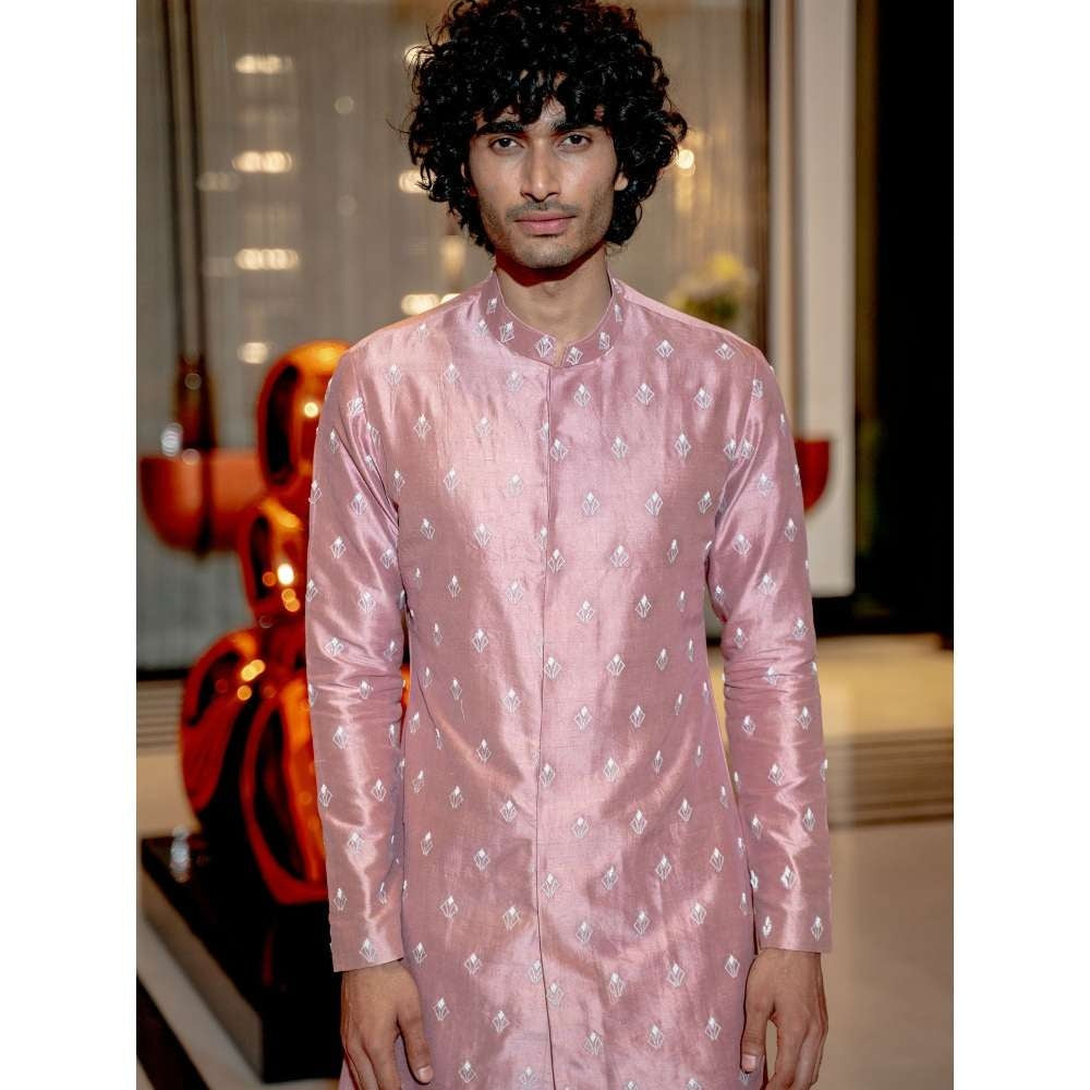 Varun Chakkilam Onion Pink Geometric Kurta with Pant (Set of 2)