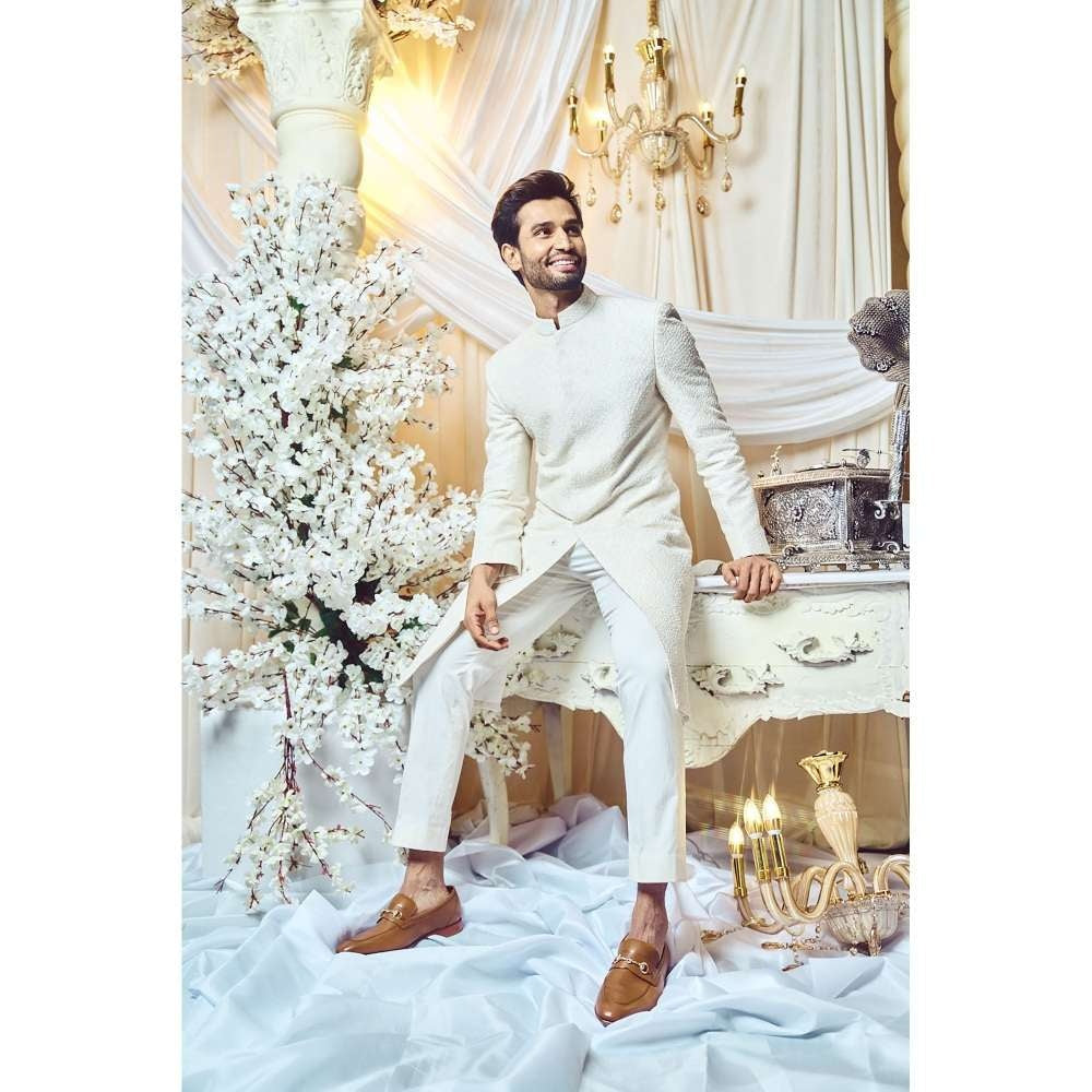 Varun Chakkilam Seashell White Embroidered Sherwani and Trouser (Set of 2)