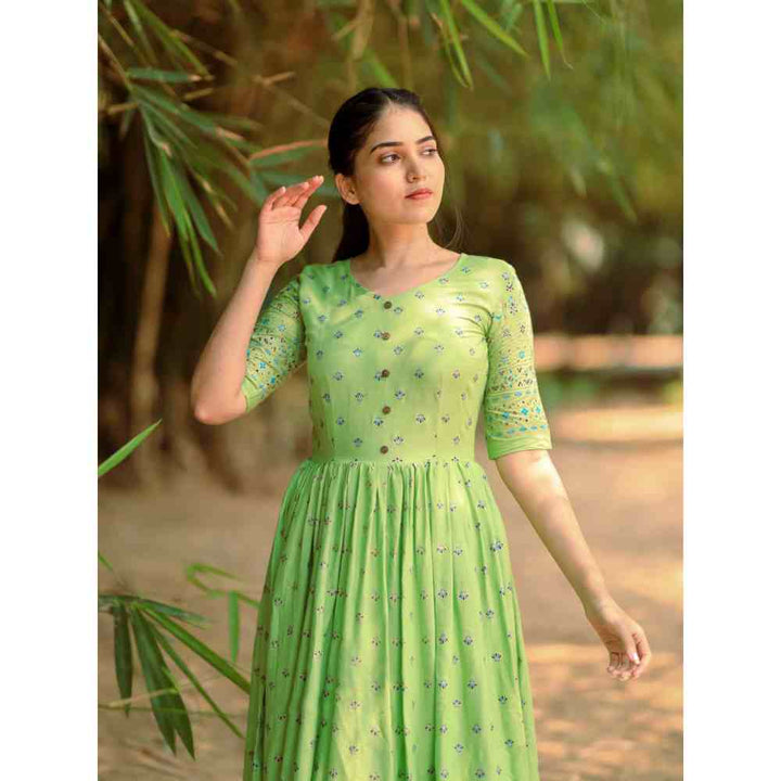 Vinya Green Rayon Printed Fit & Flare Dress with Wooden Button Detailing