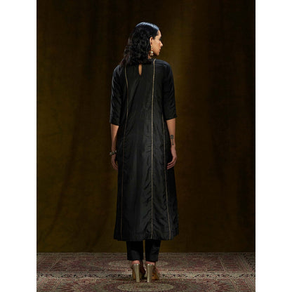 WeaverStory Black Pure Silk Gherdaar Kurta With Pants (Set of 2)