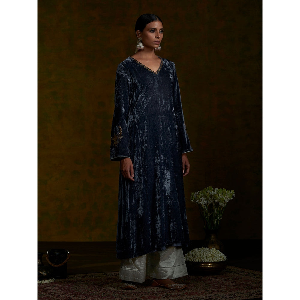WeaverStory Navy Blue Velvet Tunic With Zardosi With Silver Tissue Pants (Set of 2)