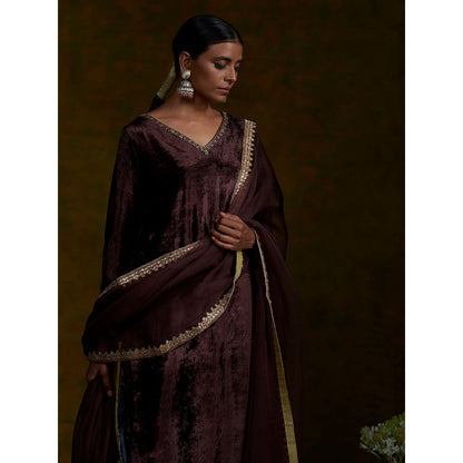 WeaverStory Brown Velvet Suit Set With Zardozi Work (Set of 3)