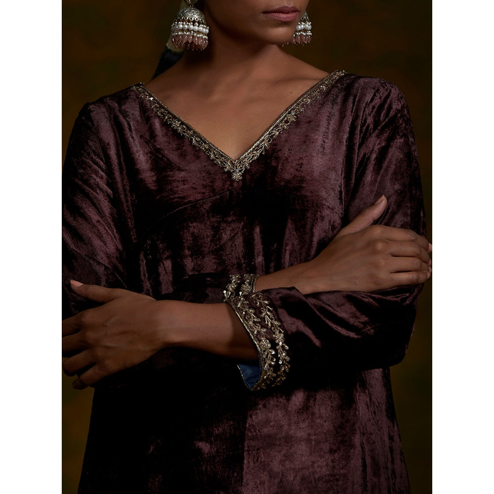 WeaverStory Brown Velvet Suit Set With Zardozi Work (Set of 3)