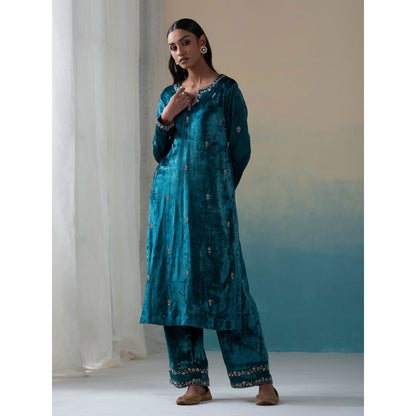 WeaverStory Teal Pure Velvet Zardozi Kurta with Farshi Pants and Organza Dupatta (Set of 3)