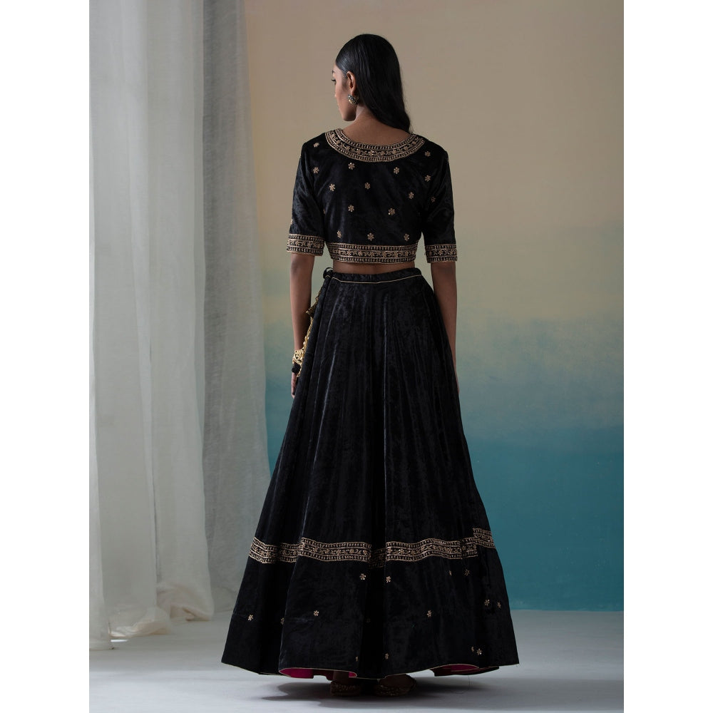 WeaverStory Black Velvet Zardozi Kalidaar Lehenga with Blouse and Doshala (Set of 3)