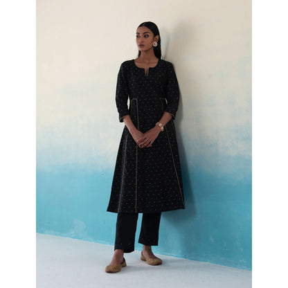 WeaverStory Handloom Black Kurta with Side Panel Tussar Silk Suit with Dupatta (Set of 3)