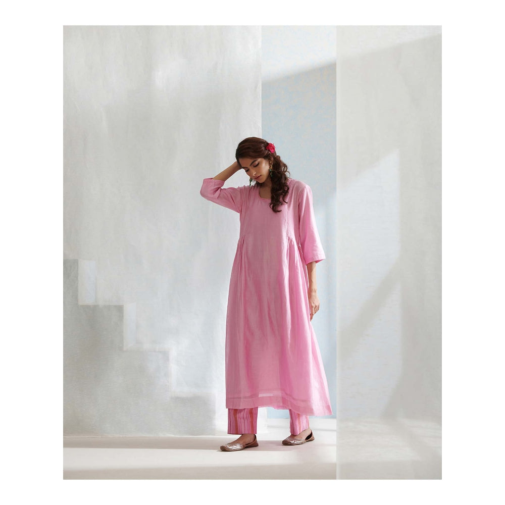 WeaverStory Pink Handloom Chanderi Kurta with Pants and Hand Printed Dupatta (Set of 3)