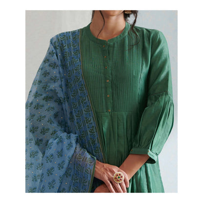 WeaverStory Green Handloom Chanderi Kurta with Plain Pants & Blue Printed Dupatta (Set of 3)