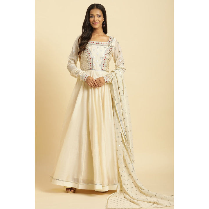 WISHFUL by W Off White Floral Anarkali Gown and Dupatta (Set of 2)
