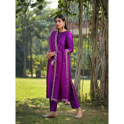 WeaverStory Purple Raw Silk Kurta With Zardozi Detailing and Zardozi Dupatta (Set of 3)