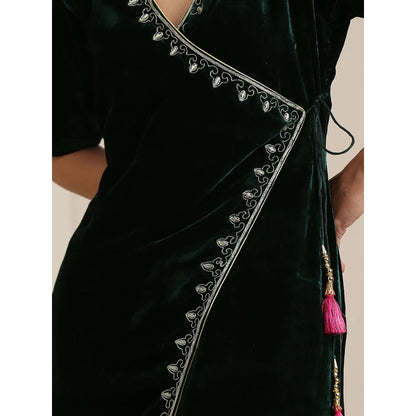 WeaverStory Silk Velvet Kurta with Hand Embroidered Zardozi and Pink Brocade Pants (Set of 2)