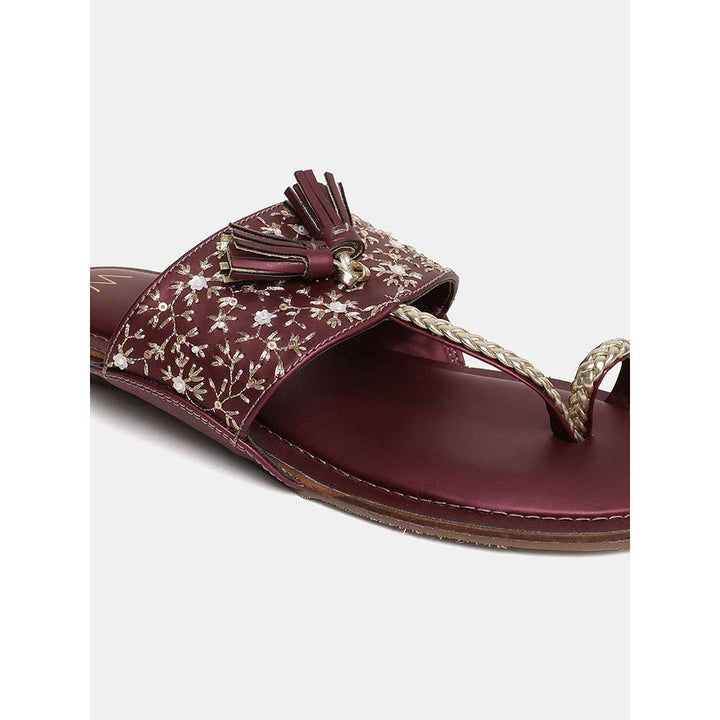 W Purple Embroidered Round Toe Flat