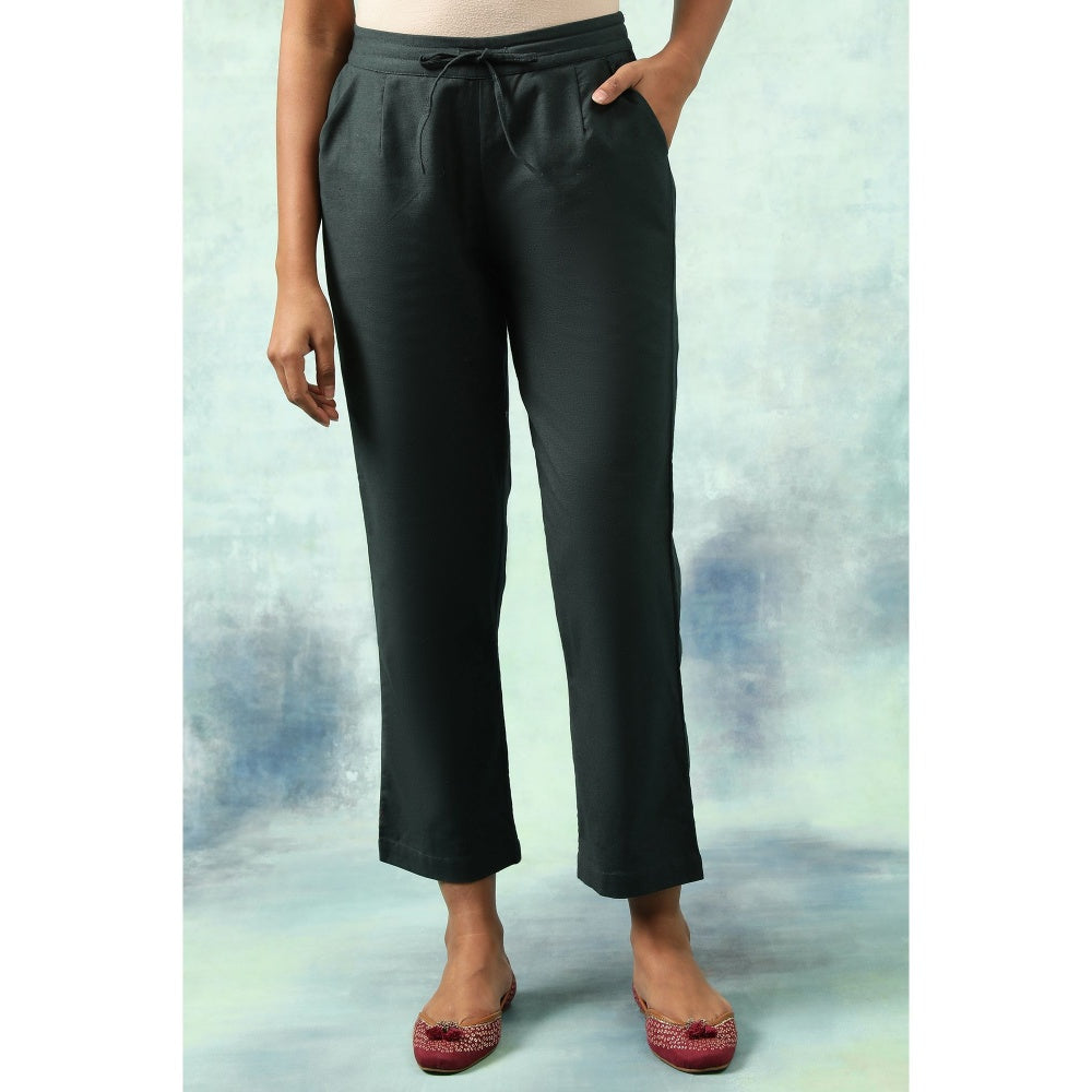 W Green Solid Straight Pant