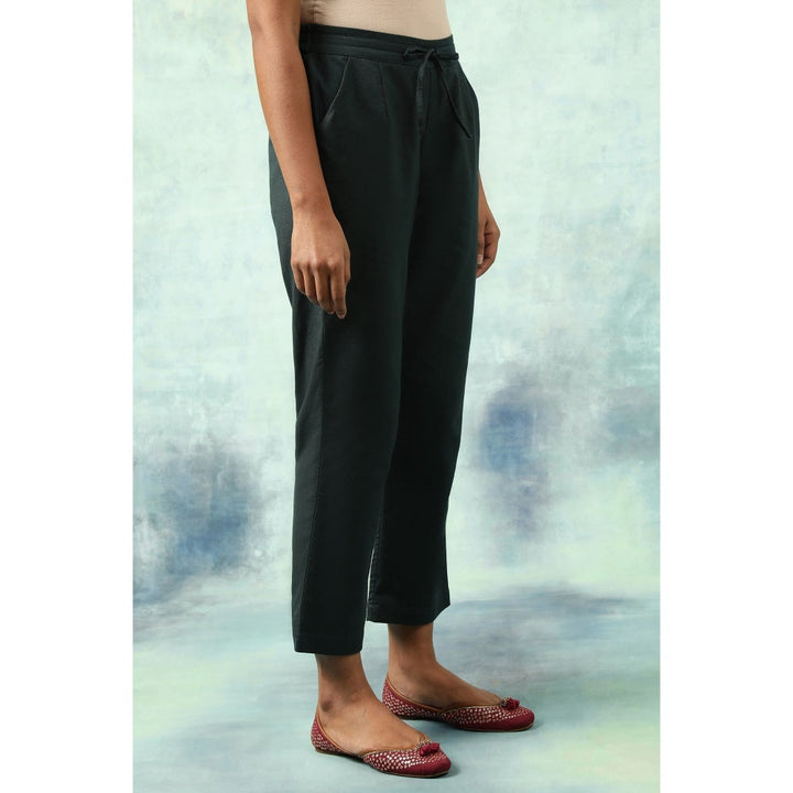 W Green Solid Straight Pant