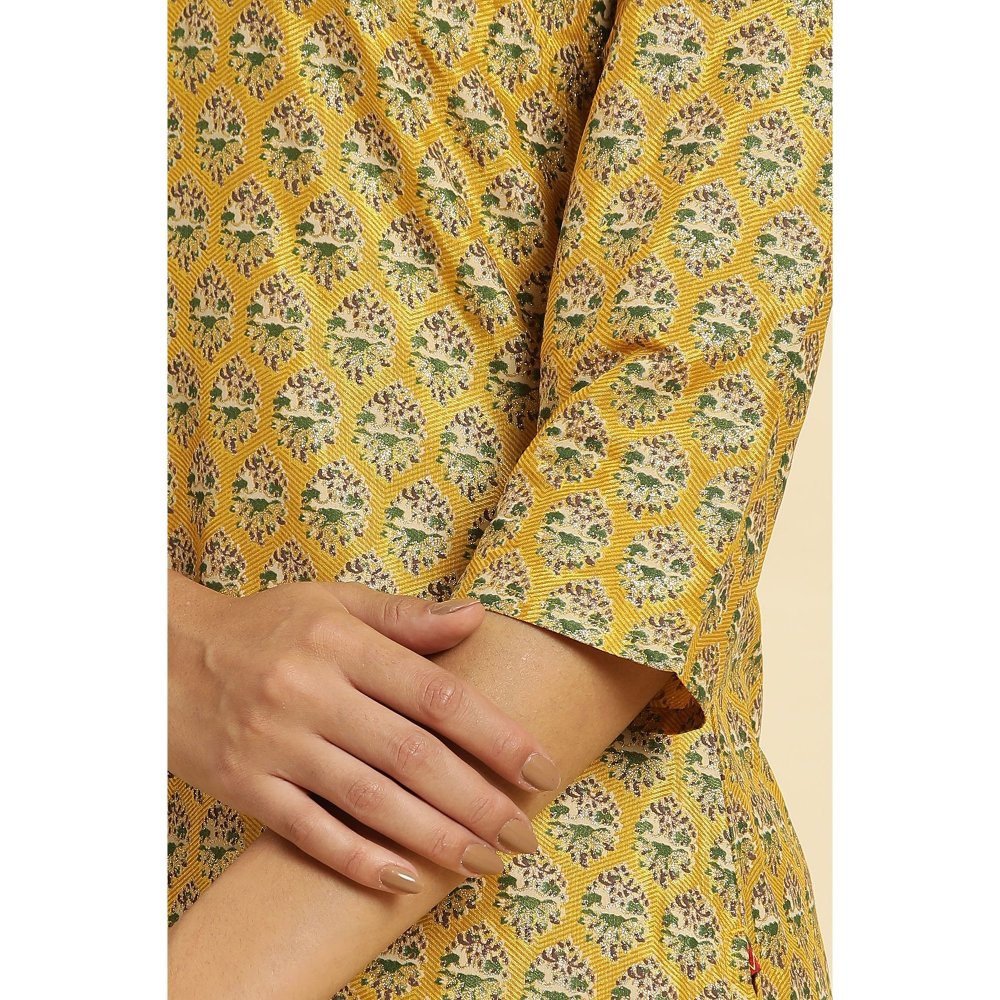 W Yellow Floral Kurta & Straight Pant (Set of 2)