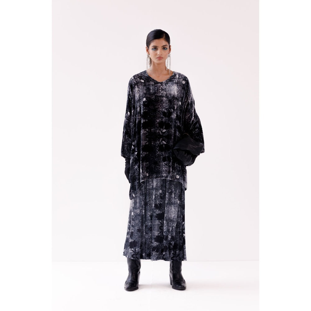 YAVI Claire Top - Black