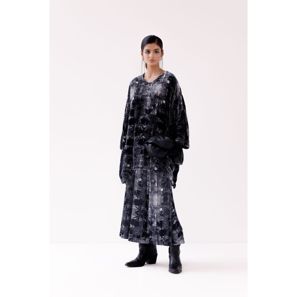 YAVI Claire Top - Black