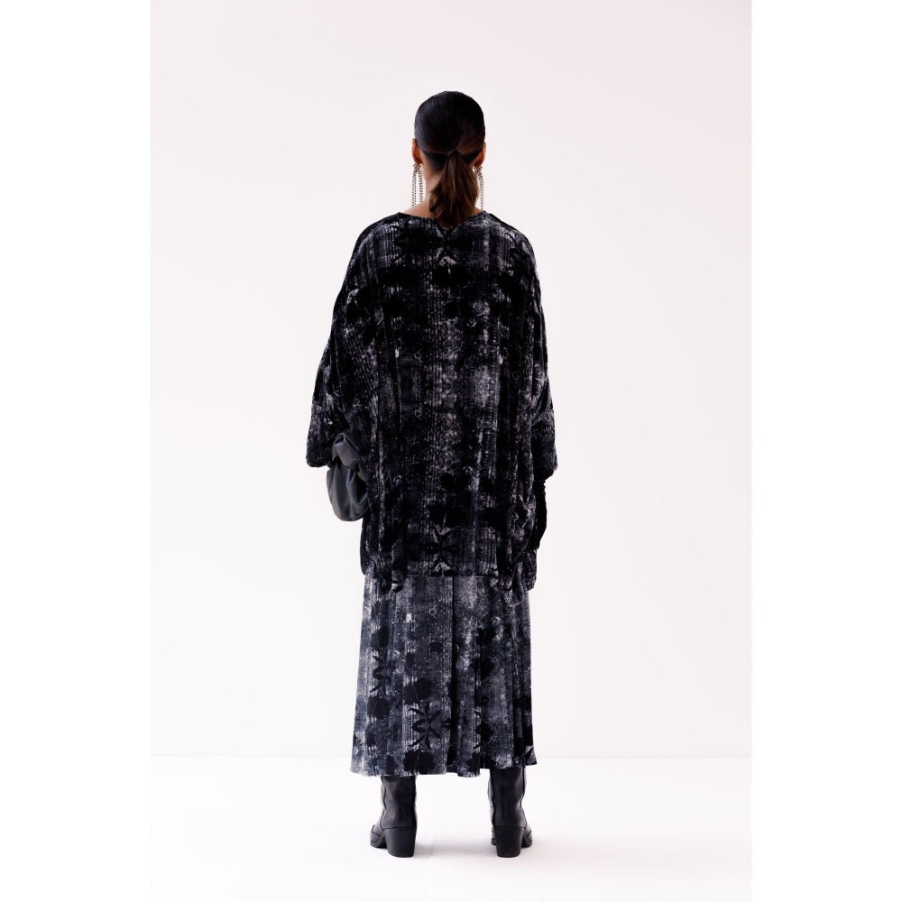 YAVI Claire Top - Black