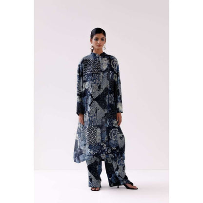 YAVI Ember Kurta - Indigo