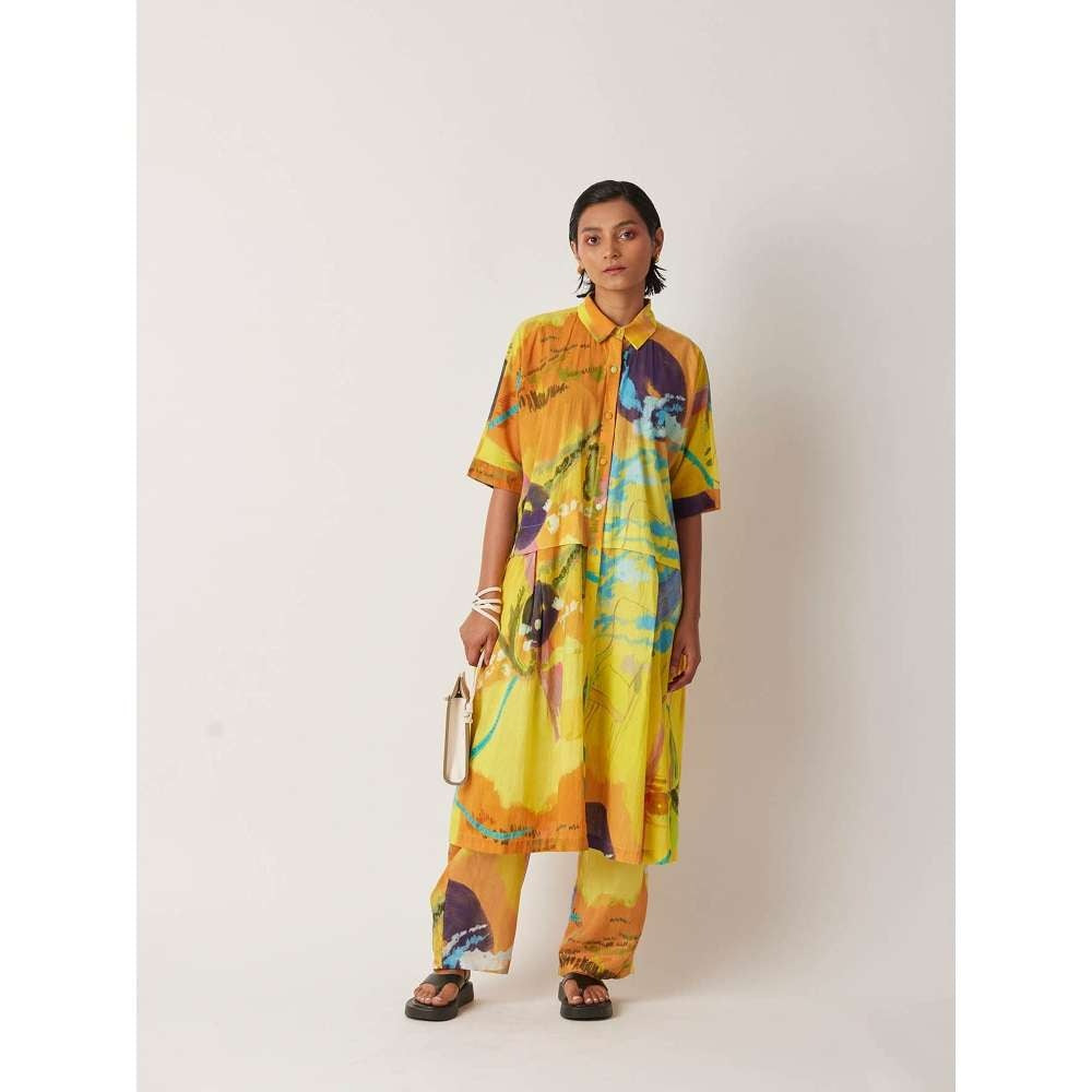 YAVI Women's Barbie Printed Yellow Kurta