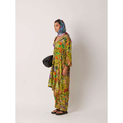 YAVI Women's Betty Floral & Printed Green Kurta