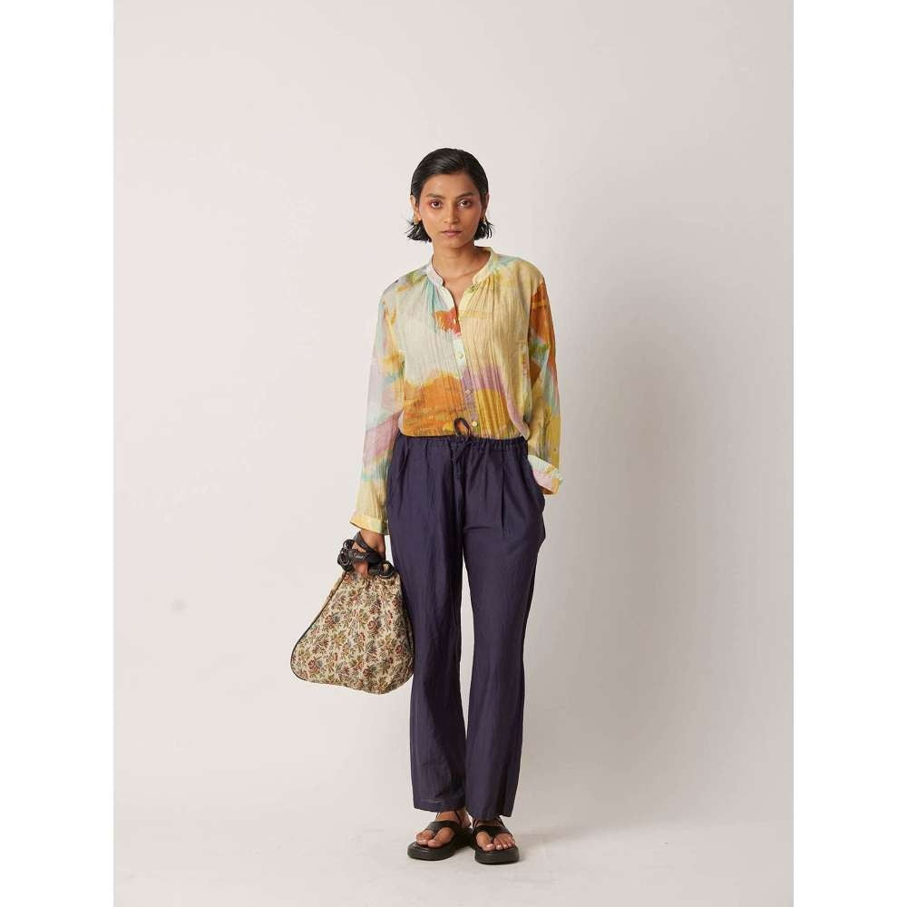 YAVI Women's Labile Printed Off White Shirt