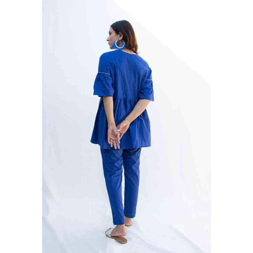 Zanaash Bia - Blue Cotton  Co-Ord Set With Katha Embroidery Set Of 2