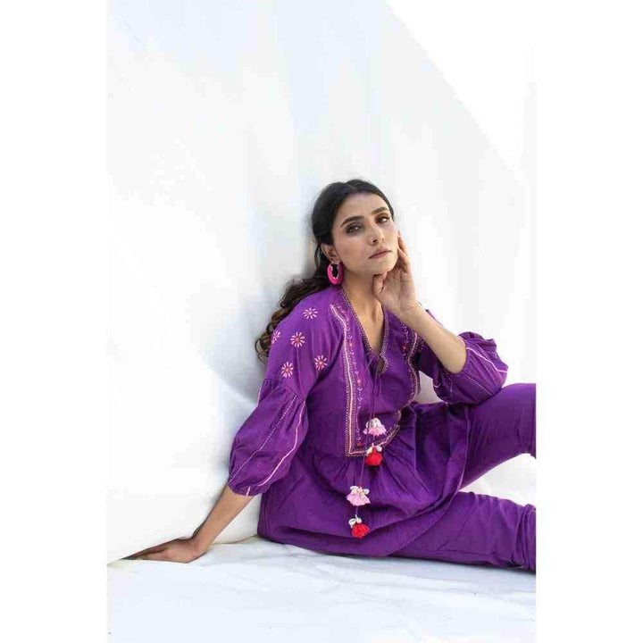 Zanaash Ashira -  Purple Cotton Co-Ord Set With Katha Embroidery (Set Of 2)