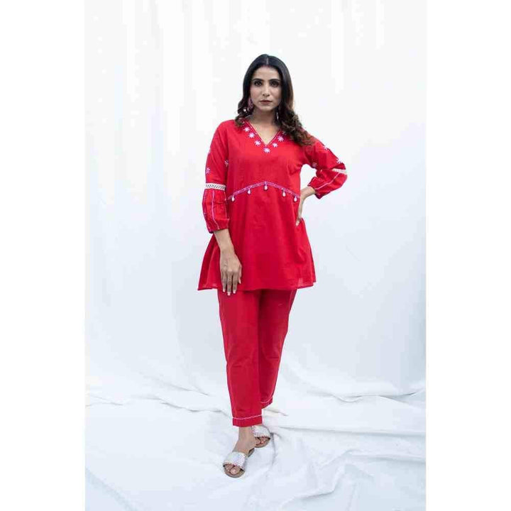 Zanaash Mina -  Ruby Cotton Co-Ord Set With Katha Embroidery (Set Of 2)