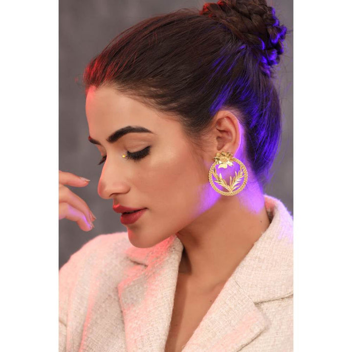 Zurooh 18K Gold Plated Metallic Floral Studs