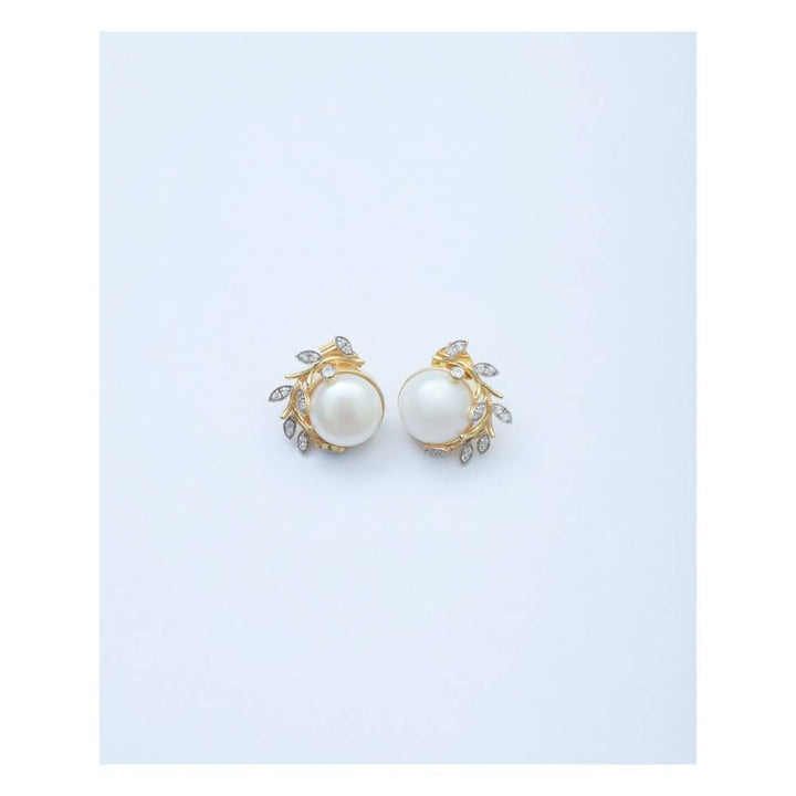 Zurooh 18K Gold Plated Bold Pearl Studs