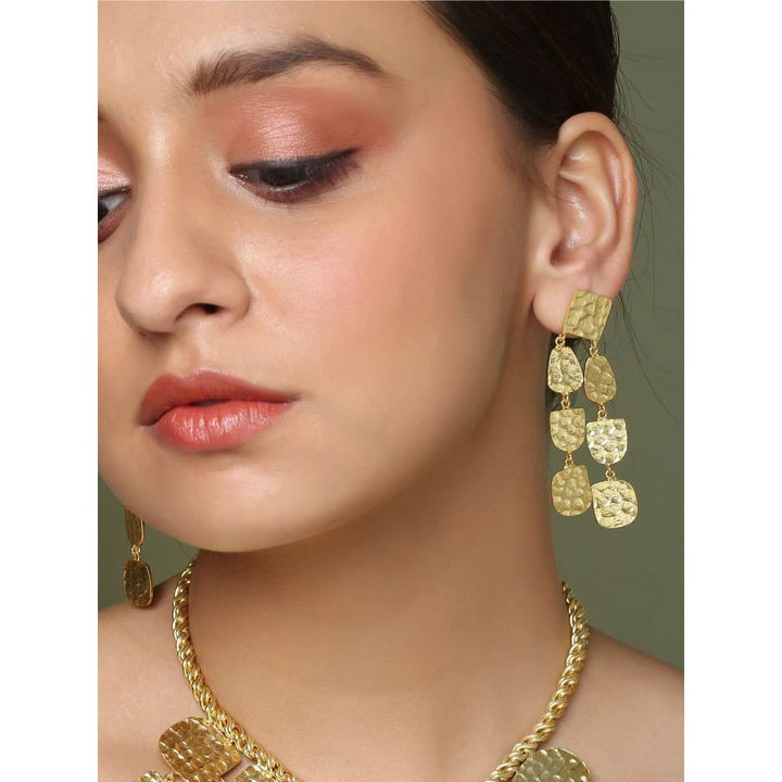Zurooh 18K Gold Plated Hammered Texture Earring