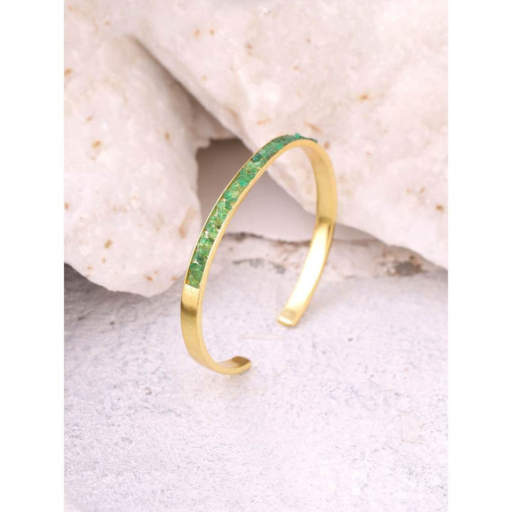 Zurooh 18K Gold Plated Rough Emerald Bangle