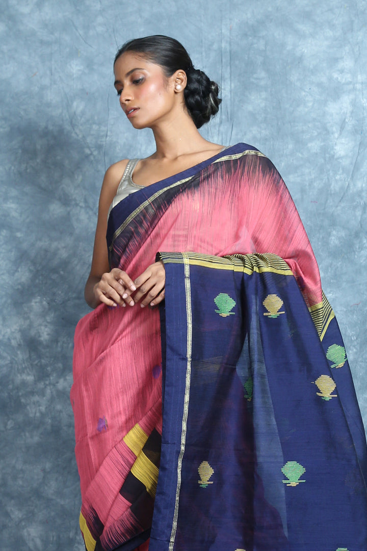 Ikkat Desing Rough Pink Handloom Saree freeshipping - Charukriti