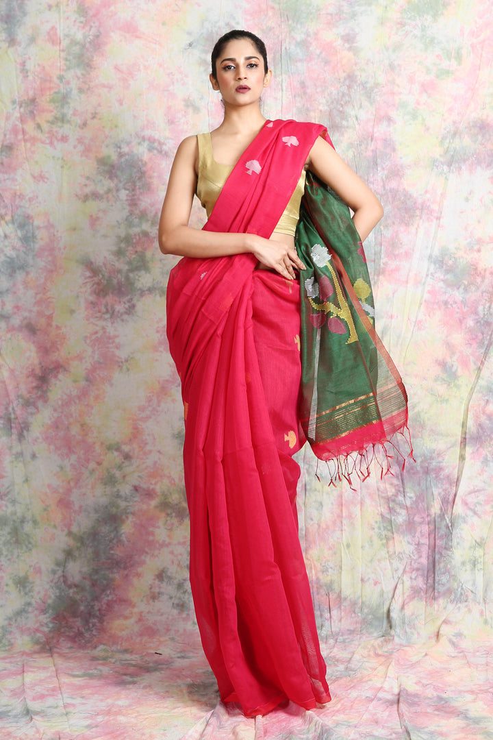 Floral Pallu Dark Pink Handloom Saree freeshipping - Charukriti