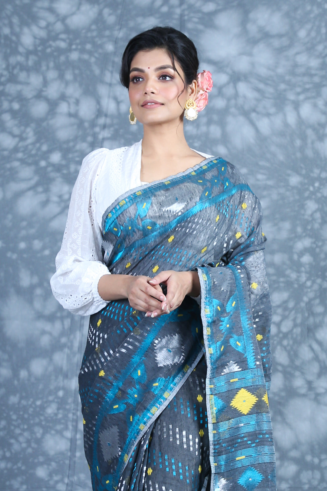 CHARUKRITI Allover Zari Weaving Grey Jamdani Saree with Unstitched Blouse
