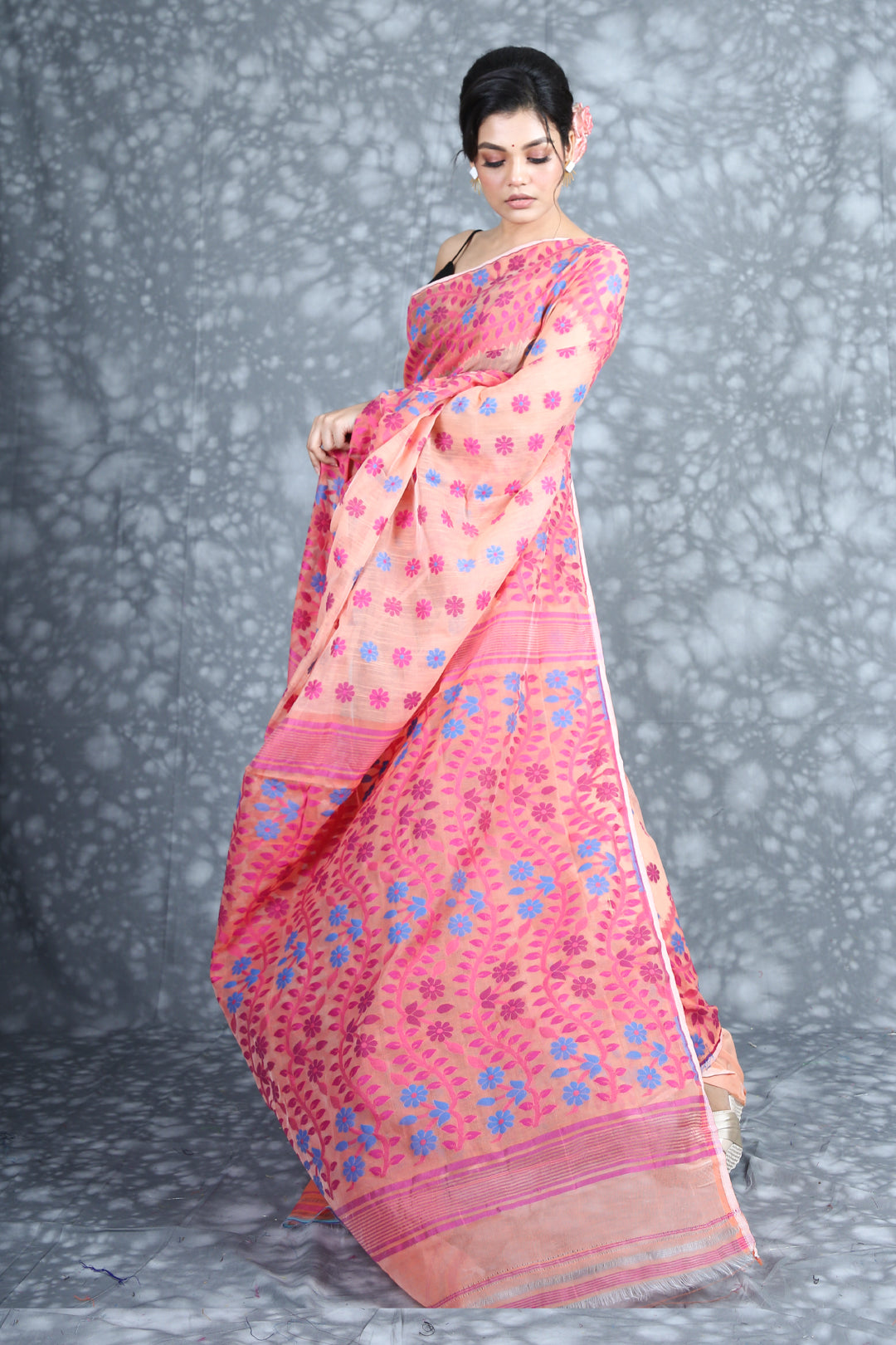 CHARUKRITI Floral Weaving Peach Jamdani Saree with Unstitched Blouse