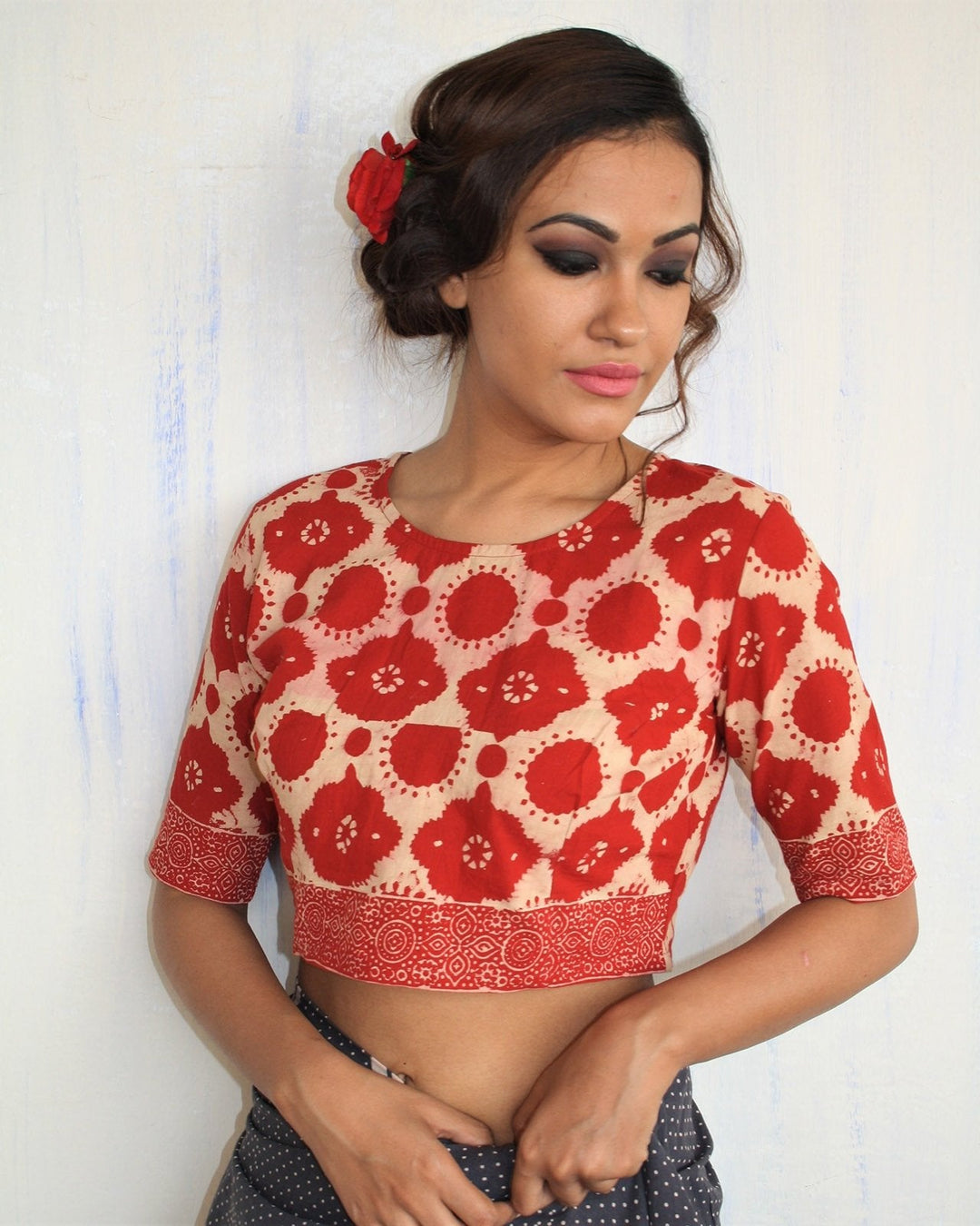 RED BLOCK PRINTED CROP TOP BLOUSE