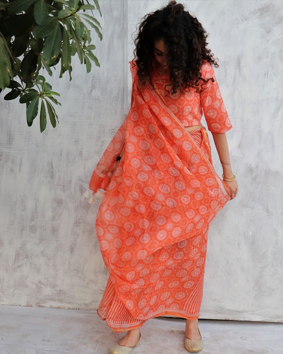 Chidiyaa Coral Linen Saree with Unstitched Blouse