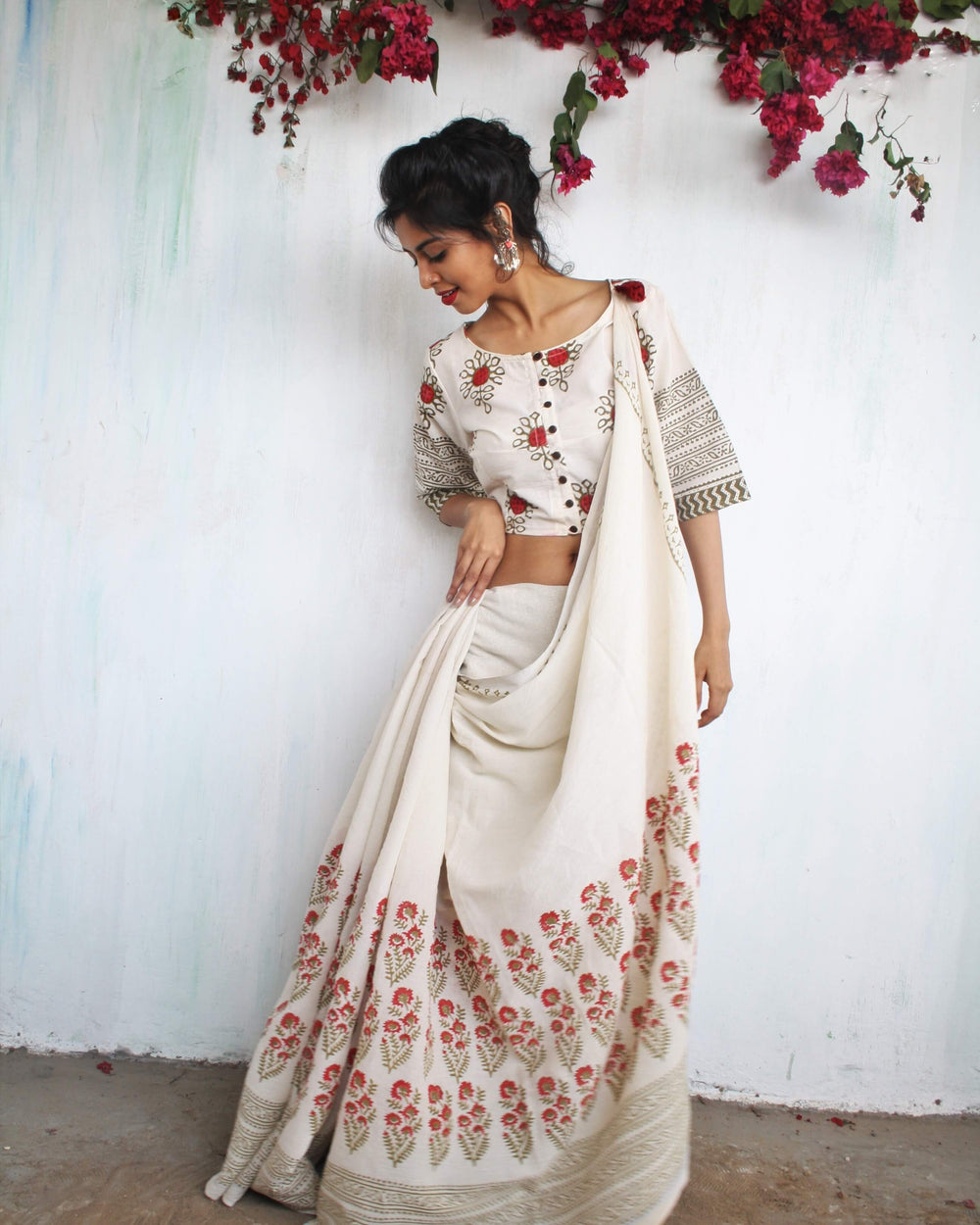 Ivory floral Block Printed Cotton Mul Saree