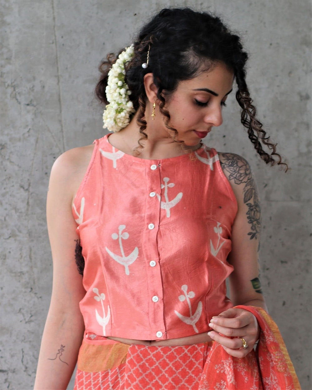 CORAL SLEEVELESS CROP TOP BLOUSE IN MUSHRU SILK
